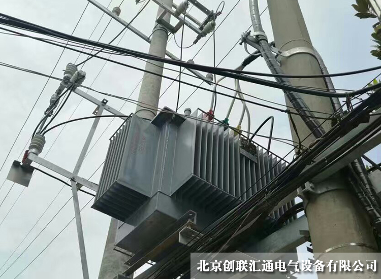 石家莊某小區(qū)10kv桿上油浸式變壓器 石家莊某小區(qū)10kv桿上油浸式變壓器